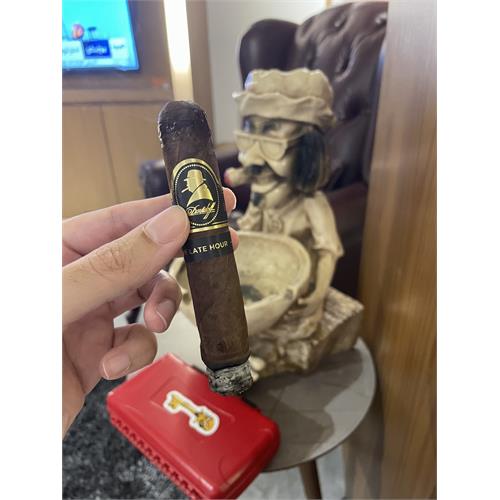 Davidoff Winston Churchill Late Hour Robusto  5  * 52