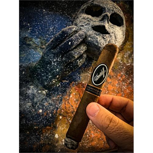 Davidoff Nicaragua Box Pressed Toro 6  * 52