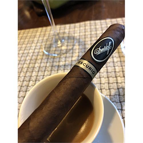Davidoff Escurio Corona Gorda 6  * 46