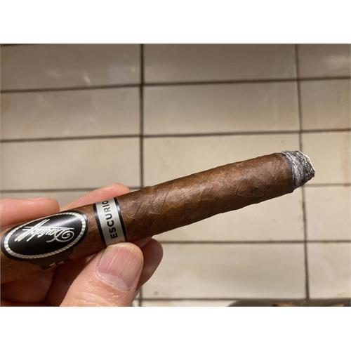 Davidoff Escurio Corona Gorda 6  * 46
