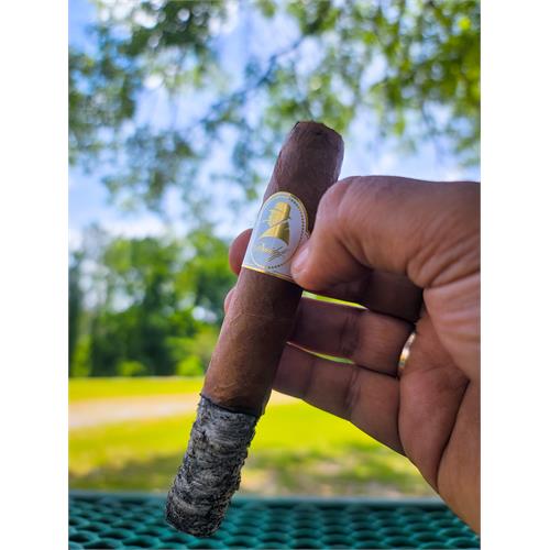 Davidoff Winston Churchill Toro 6  * 54