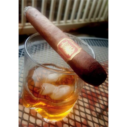 Liga Undercrown Sungrown Belicoso 6  * 52