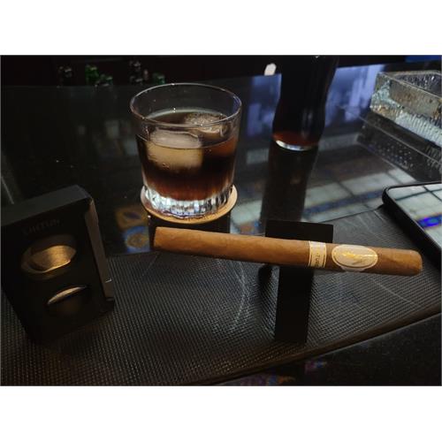 Davidoff Signature No. 2 6  * 38