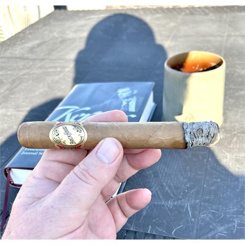 Brick House Double Connecticut Toro 6  * 52