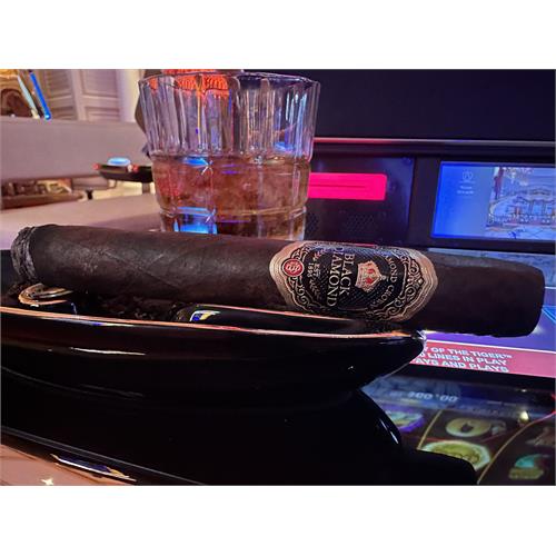 Diamond Crown Black Diamond Emerald 6  * 52