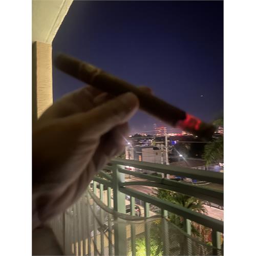 Brick House Double Connecticut Churchill 7 1/4 * 50