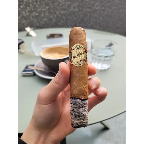 Brick House Double Connecticut Robusto 5  * 54