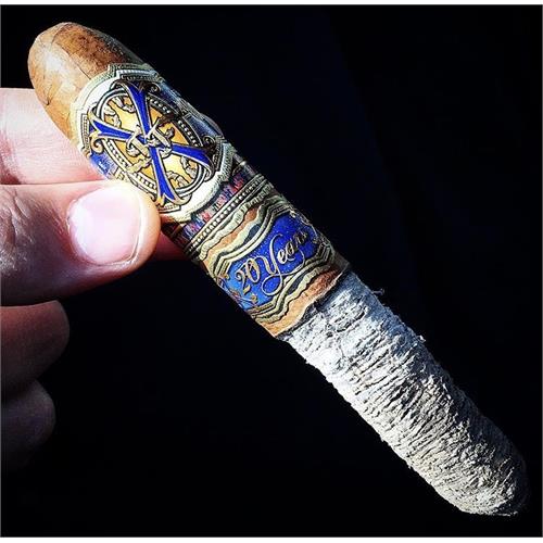 Arturo Fuente Fuente Opus X 20th Anniversary God s Whisper 6 1/2 * 56