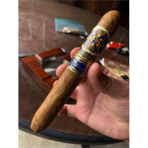 Arturo Fuente Fuente Opus X 20th Anniversary God s Whisper 6 1/2 * 56