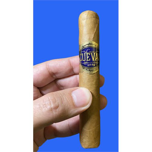 Casa Cuevas Connecticut Robusto 5  * 52