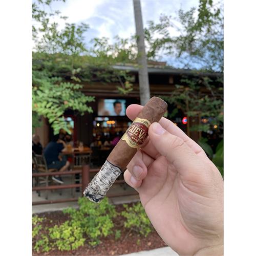 Casa Cuevas Habano Robusto 5  * 52