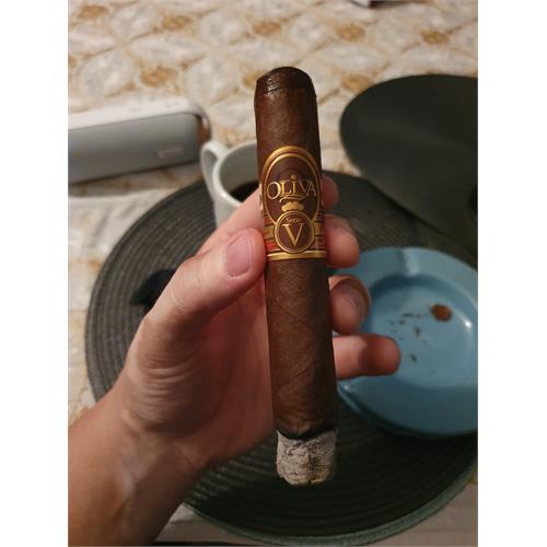 Oliva Serie V Maduro Especial Double Toro 6  * 60