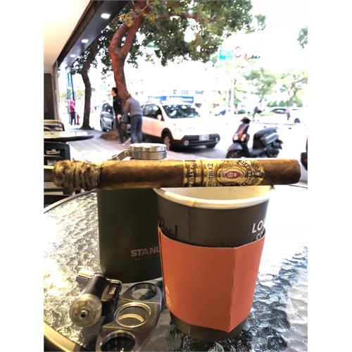 Alec Bradley Tempus Natural Churchill 7  * 49