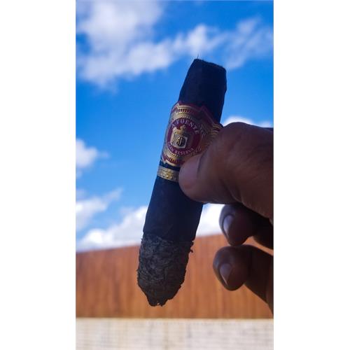 Arturo Fuente Hemingway Work of Art Maduro 4 7/8 * 60