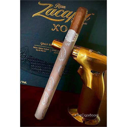 Casa Fernandez Miami Aniversario Serie 2015 Lancero 7 1/2 * 40