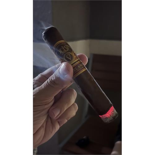Oliva Serie V Melanio Double Toro 6  * 60
