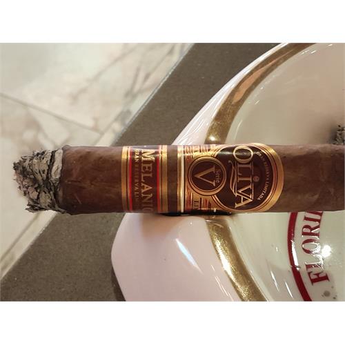Oliva Serie V Melanio Double Toro 6  * 60