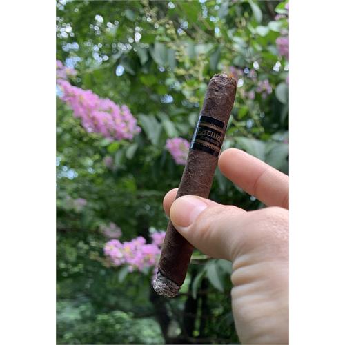 Larutan by Drew Estate Dirties 4  * 32