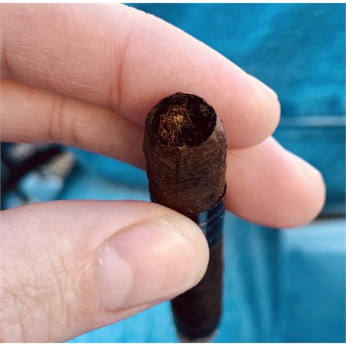 Larutan by Drew Estate Dirties 4  * 32