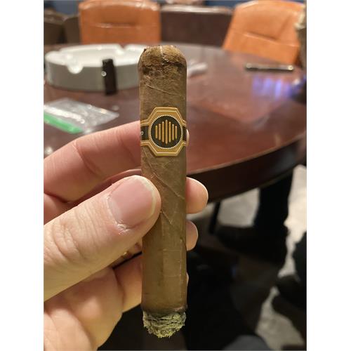Warped La Colmena Amado No. 44 5 1/2 * 44