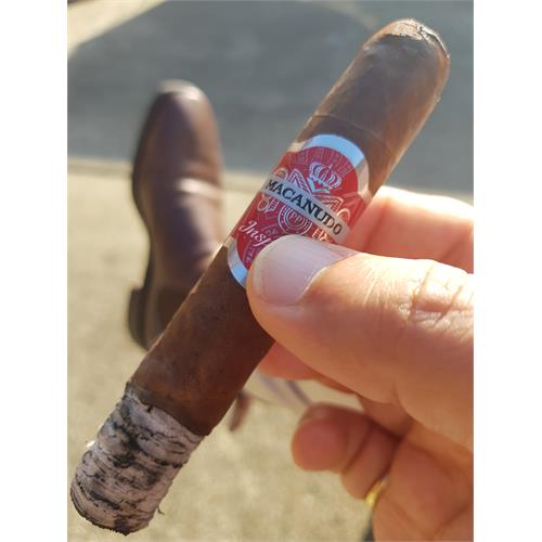 Macanudo Inspirado Red Robusto 5  * 50