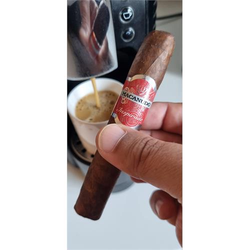 Macanudo Inspirado Red Robusto 5  * 50