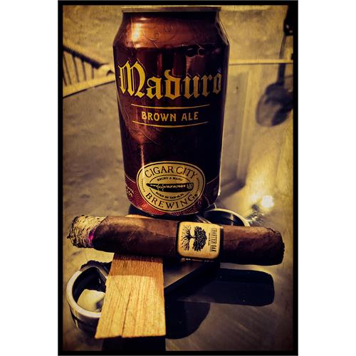 Foundation Charter Oak Maduro Rothschild 4 1/4 * 50