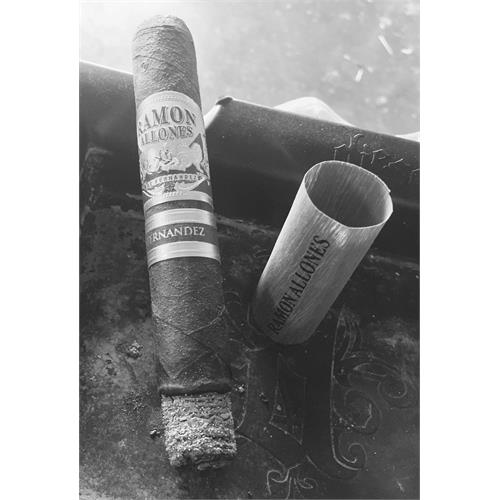 Ramon Allones by AJ Fernandez Robusto 5 1/2 * 50