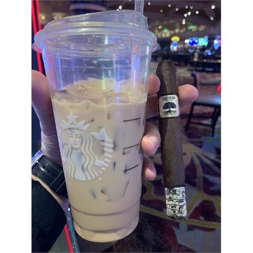 Foundation Charter Oak Maduro Toro 6  * 52