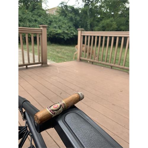 Alec Bradley Medalist Robusto 5  * 52