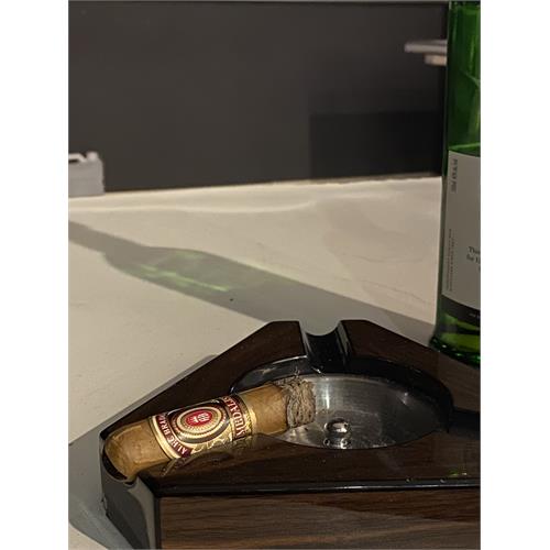 Alec Bradley Medalist Robusto 5  * 52