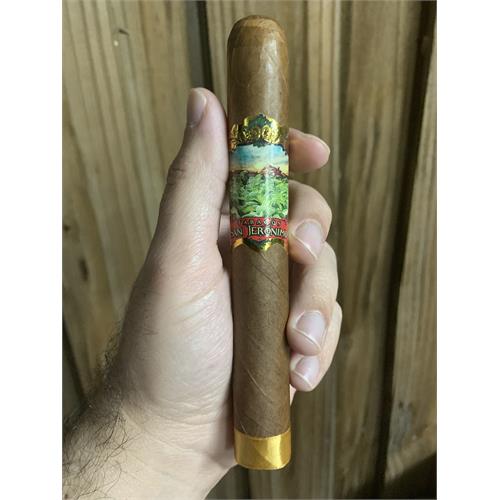 San Jeronimo Ecuador Connecticut Toro 6  * 52