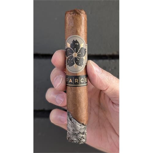 Room 101 The Farce Robusto 5  * 52
