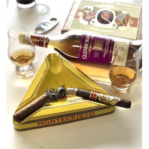 La Galera Maduro Pegador Corona Gorda 6  * 46