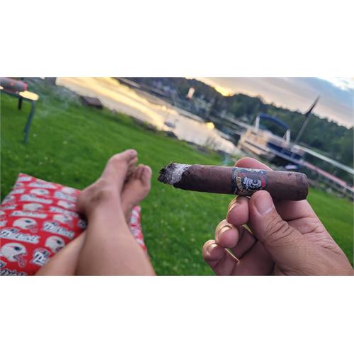 Deadwood Fat Bottom Betty Robusto 5  * 54