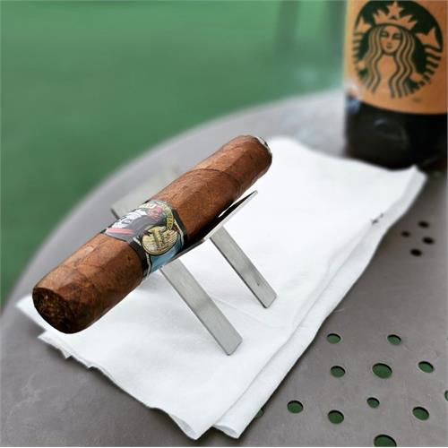 Deadwood Fat Bottom Betty Robusto 5  * 54