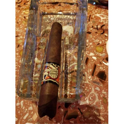 Deadwood Sweet Jane Corona Extra 5  * 46