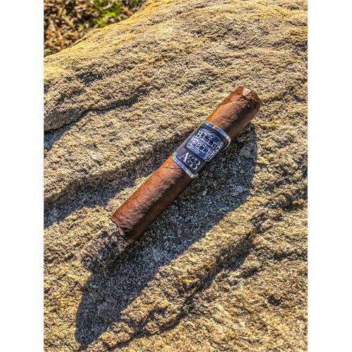 Alec & Bradley Blind Faith Toro 6  * 52