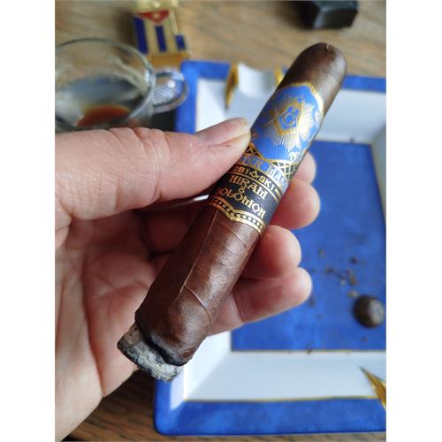 Hiram & Solomon Master Mason Robusto 5  * 52