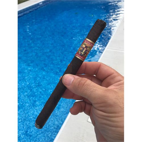 The Wise Man Maduro Lancero 7 1/2 * 40