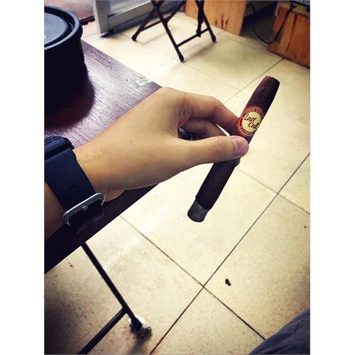 AJ Fernandez Last Call Habano Flaquitas 6  * 46