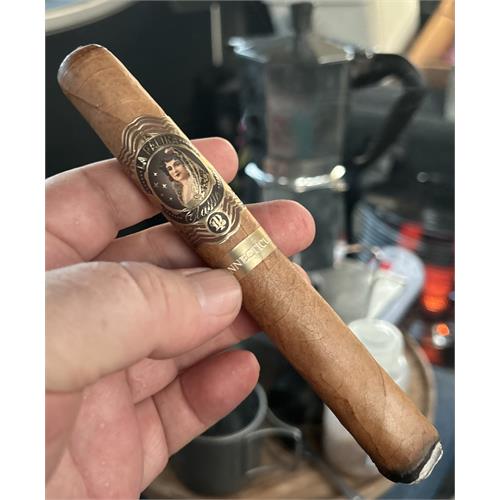 La Palina Classic Connecticut Toro 6 1/4 * 50