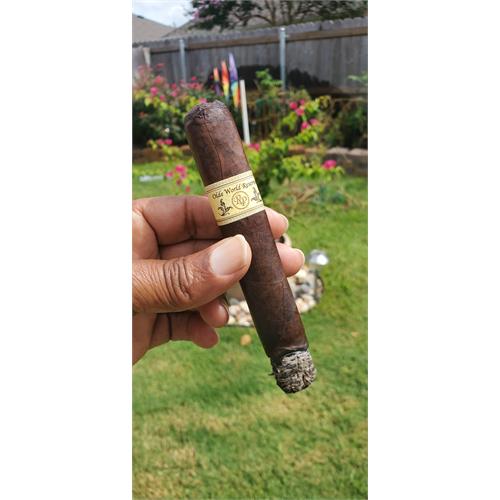Rocky Patel Olde World Reserve Maduro Robusto 5 1/2 * 54