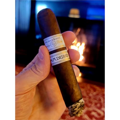 Rocky Patel Olde World Reserve Maduro Sixty 6  * 60