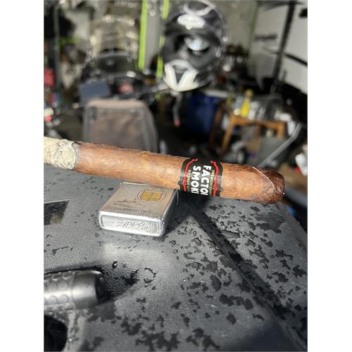 Factory Smokes Sweets Churchill 7  * 50