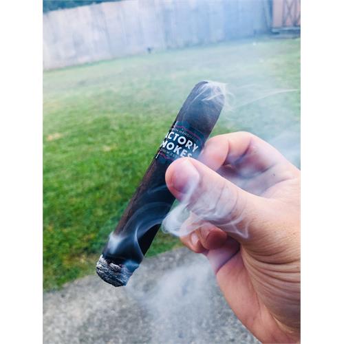 Factory Smokes Maduro Robusto 5  * 54