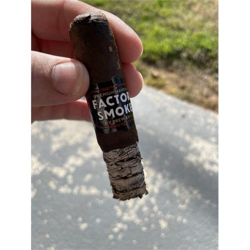 Factory Smokes Maduro Robusto 5  * 54
