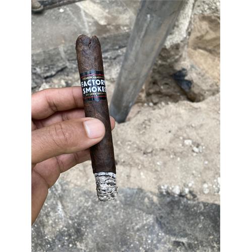 Factory Smokes Maduro Toro 6  * 52