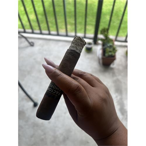 Factory Smokes Maduro Gordito 6  * 60