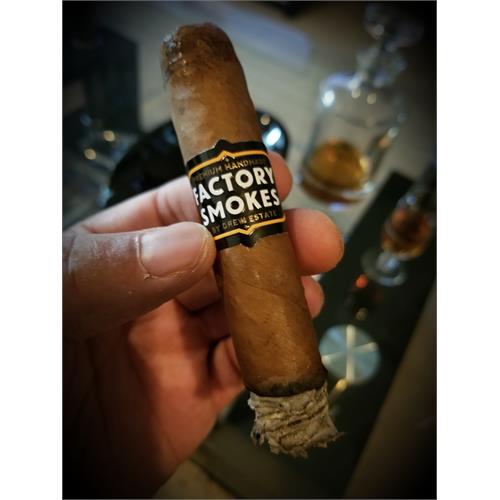 Factory Smokes Shade Robusto 5  * 54